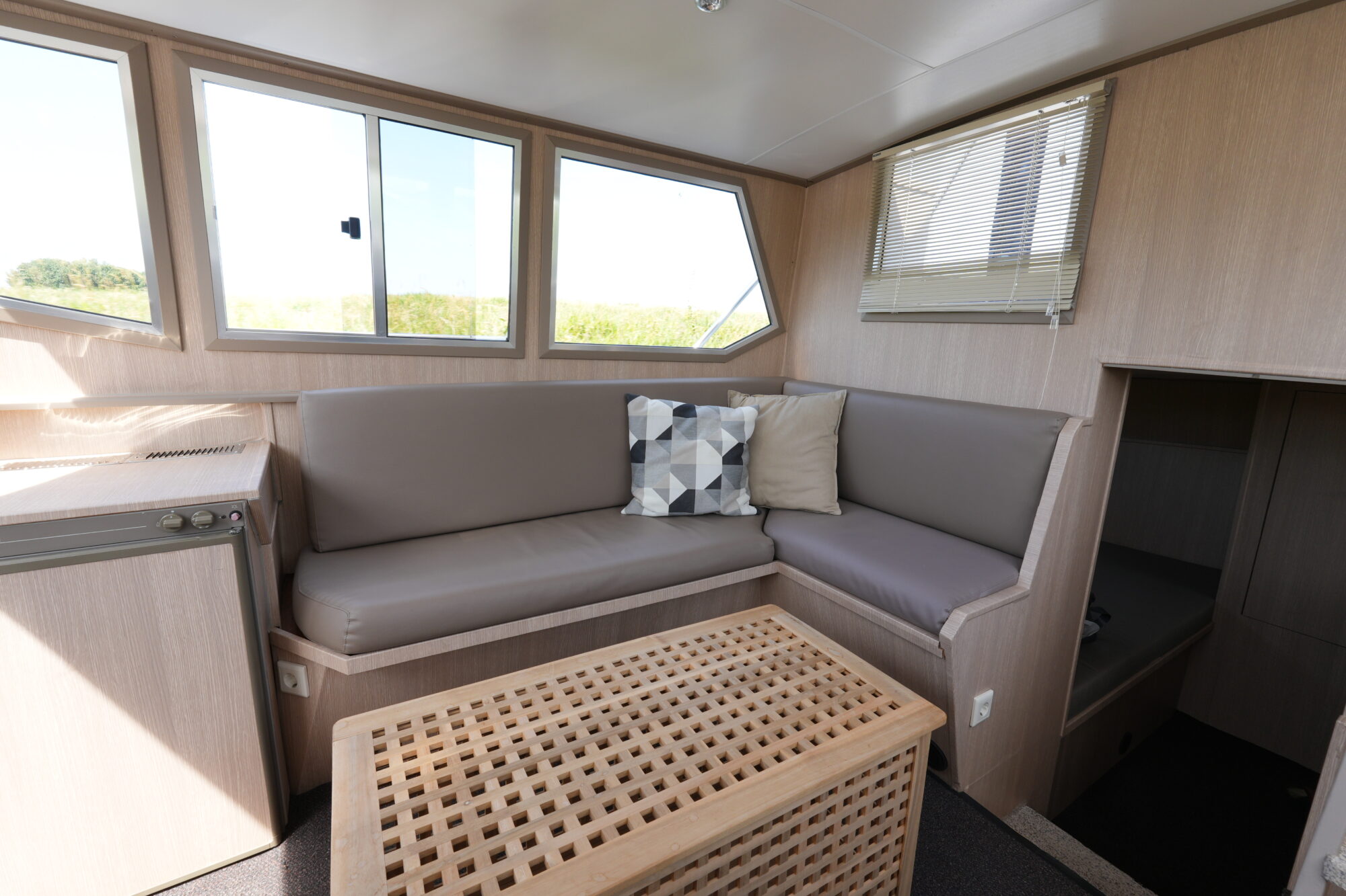 foto: 23 Vechtkruiser Vechtkruiser 10.50 AK Cabrio