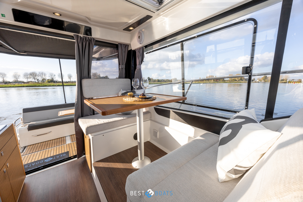 foto: 24 Jeanneau 895 MERRY FISHER