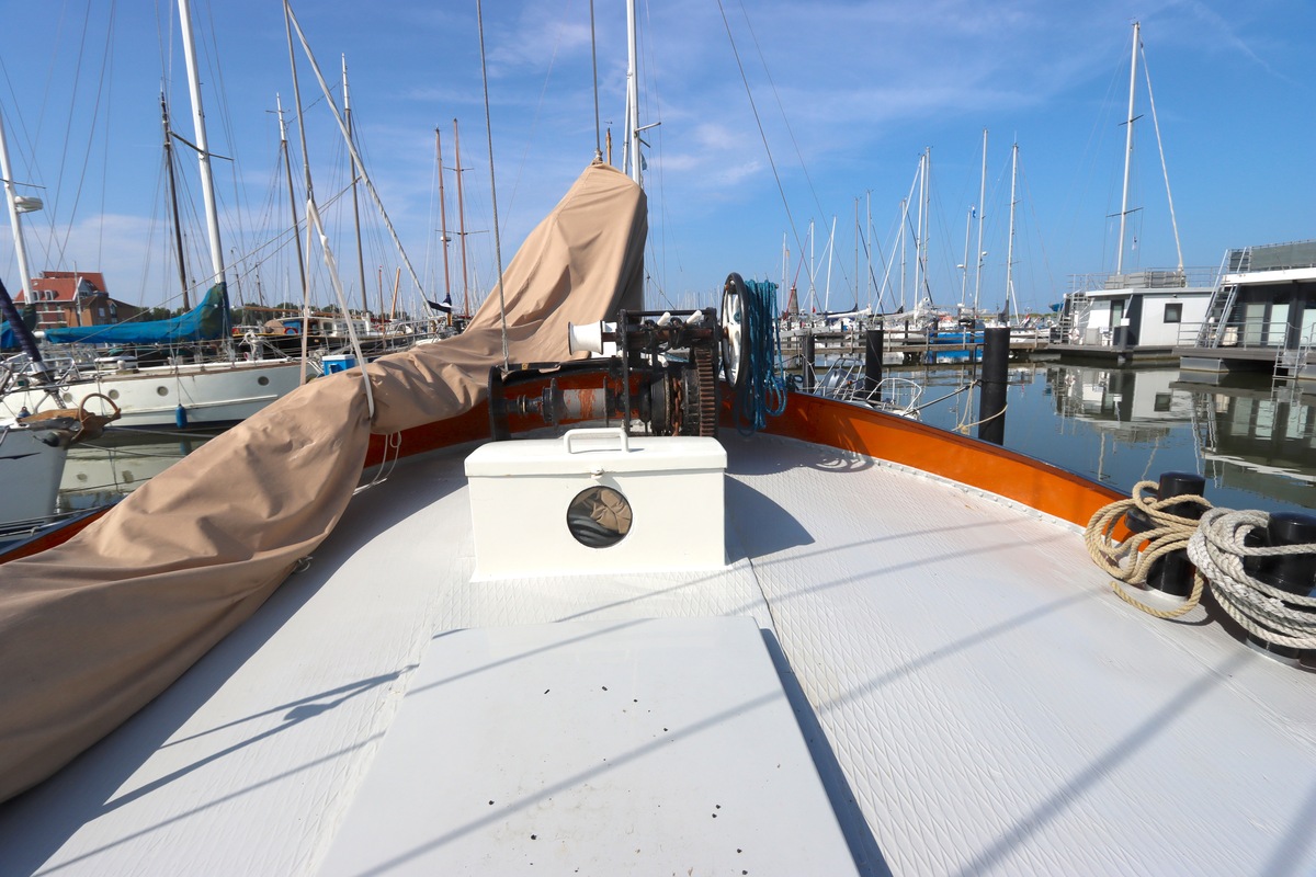 foto: 42 Tjalk Woonboot 