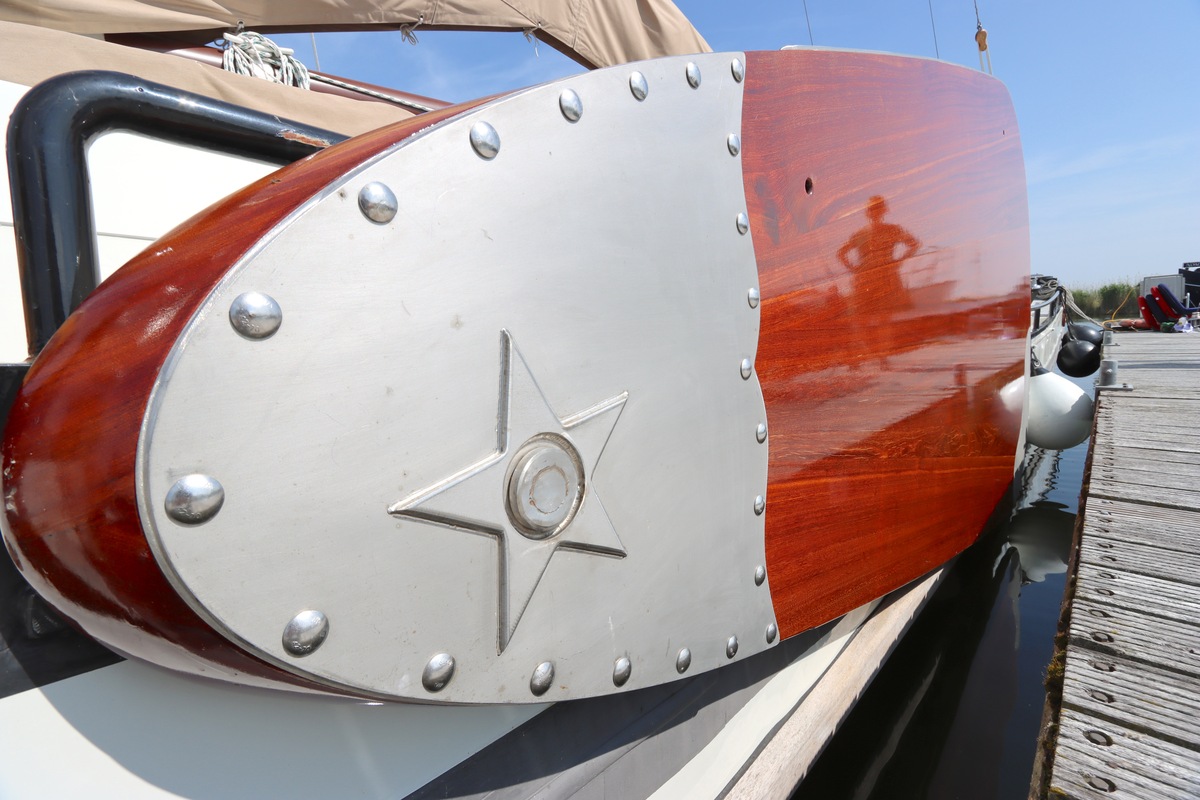 foto: 43 Tjalk Woonboot 