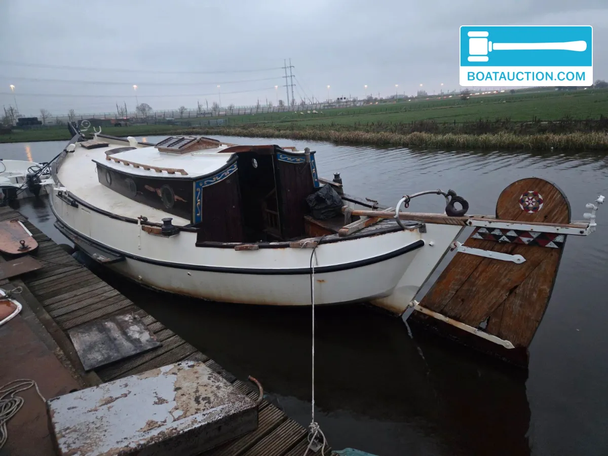 foto: 10 Schokker 945