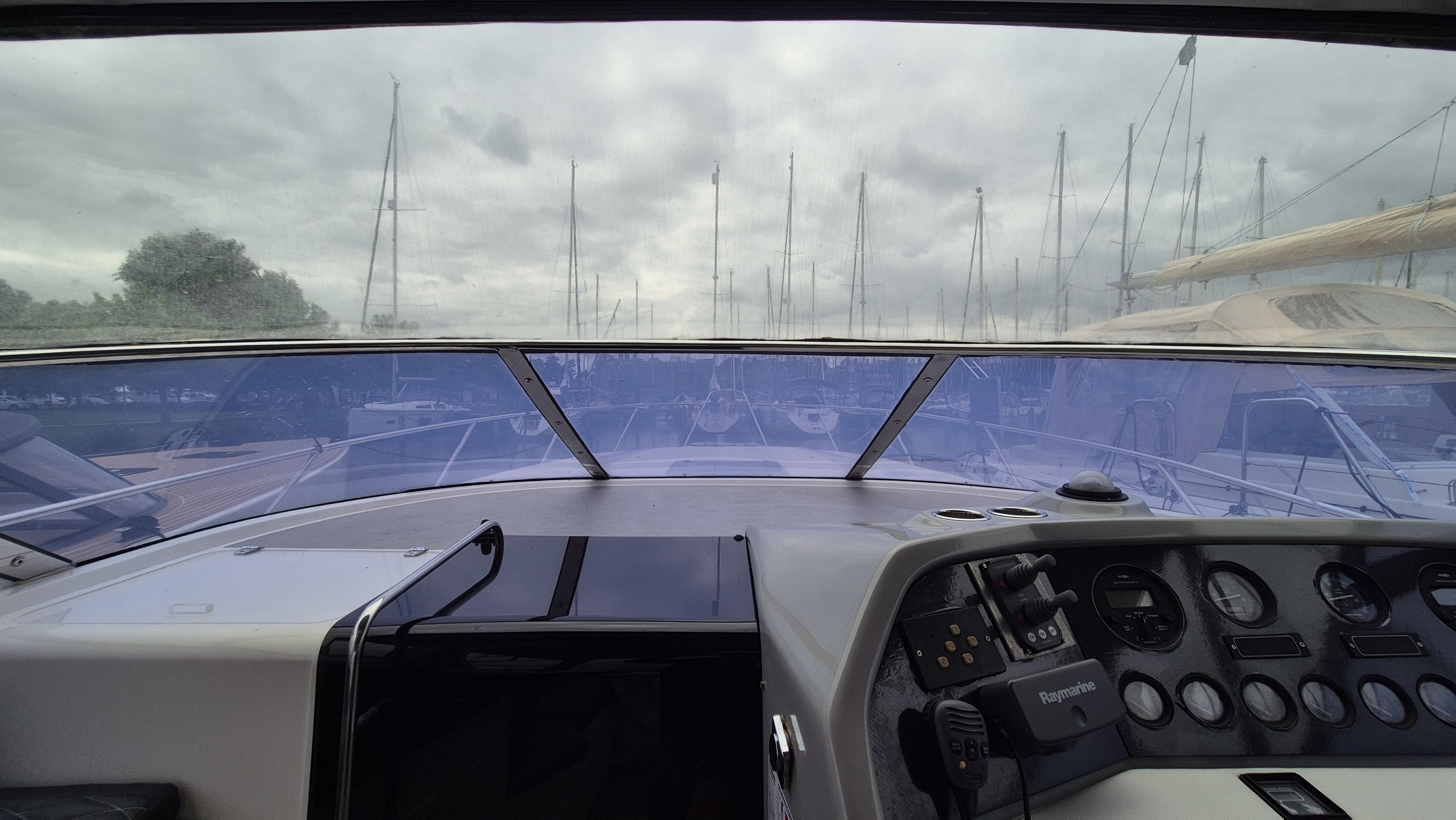 foto: 33 Sunseeker 38 Martinique