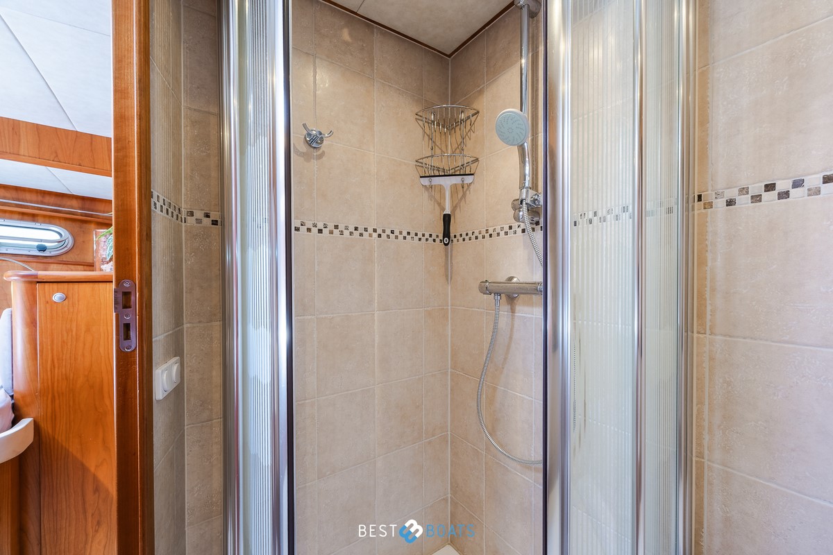 foto: 35 Van den Hoven Exclusive 1600