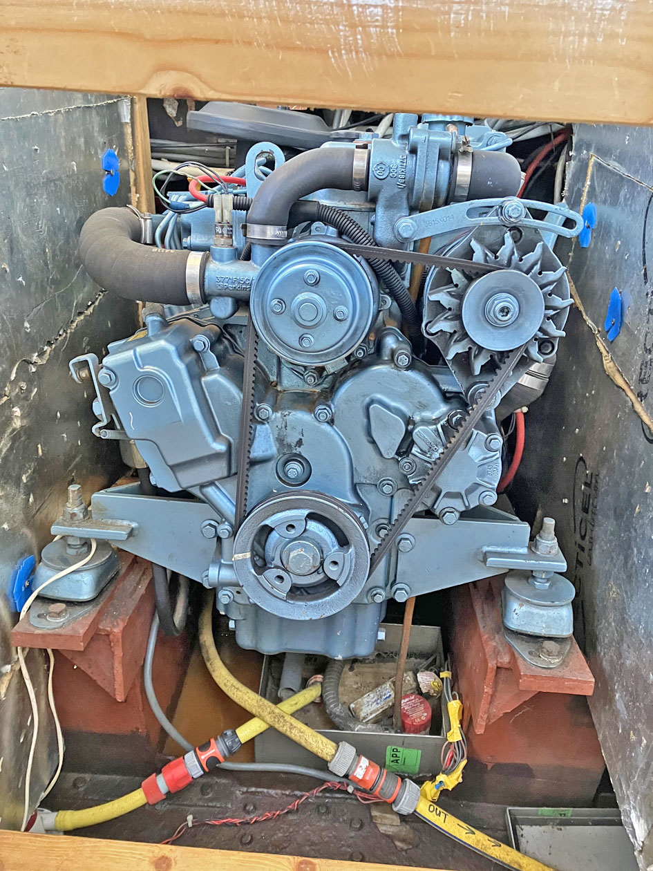 foto: 26 Varend Woonschip Skutsje 17.12