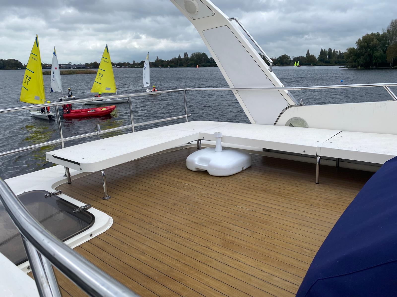 foto: 15 Princess 385 Fly