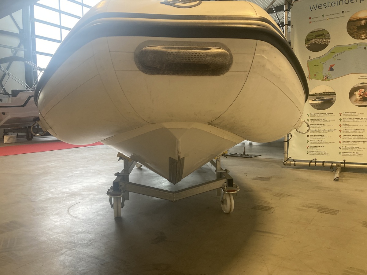 foto: 6 Quicksilver  350 Aluminium Hypalon