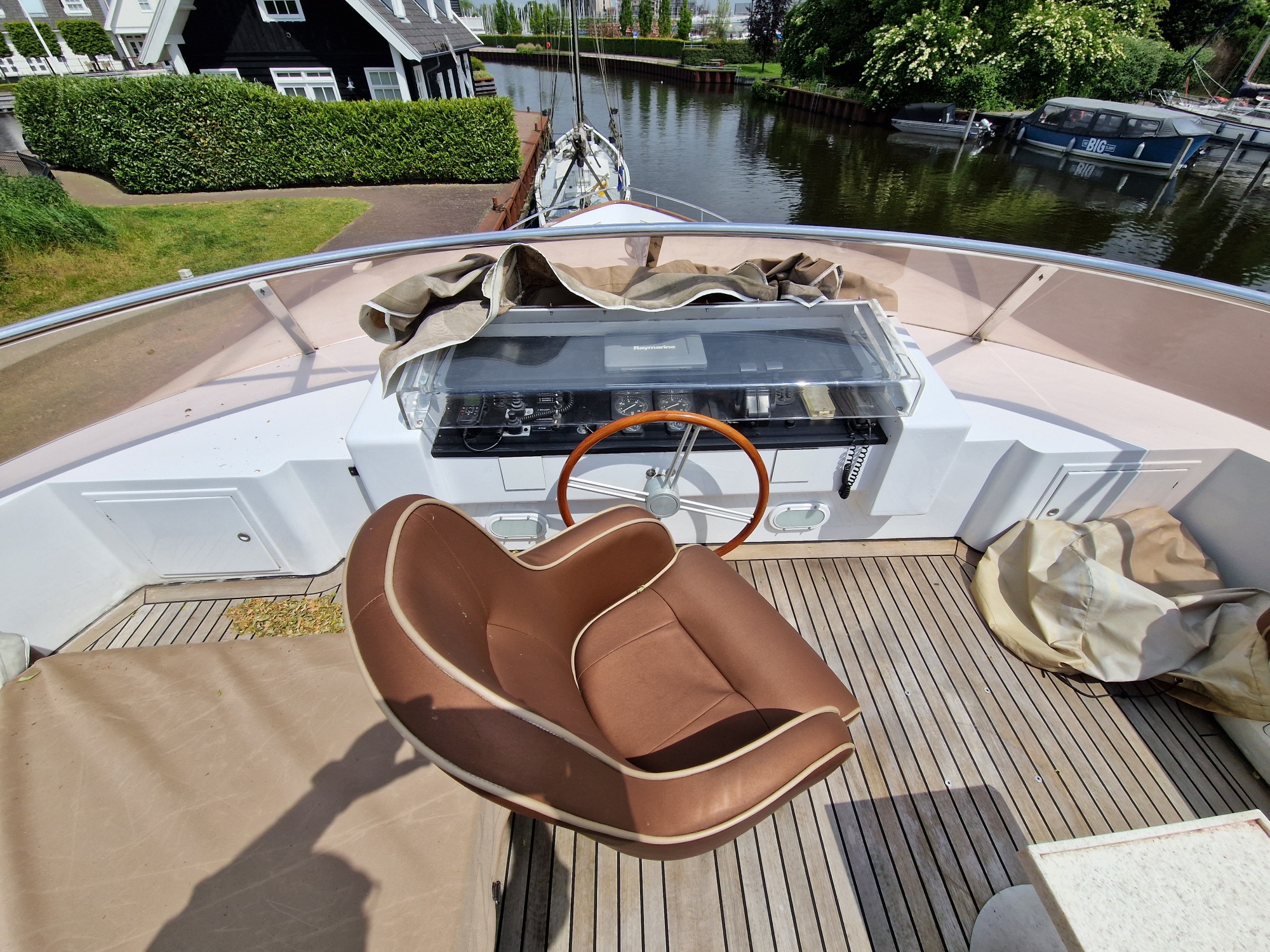 foto: 19 Mulder Futura 63 FLY