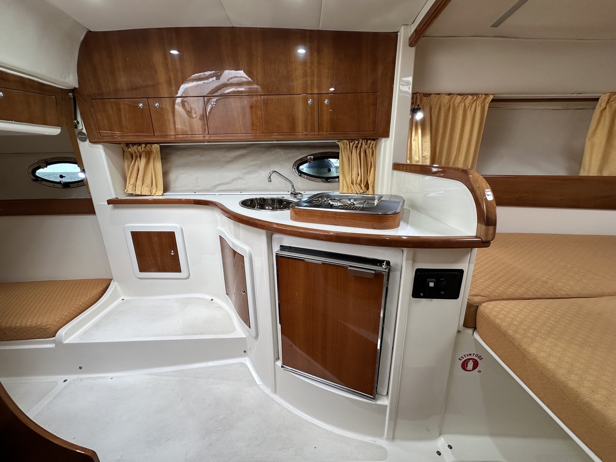 foto: 18 Airon Marine 300