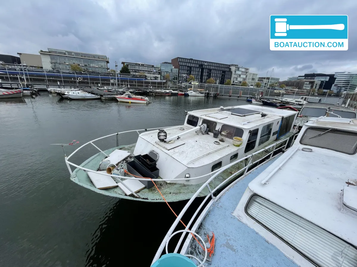 foto: 5 Motorboat 900