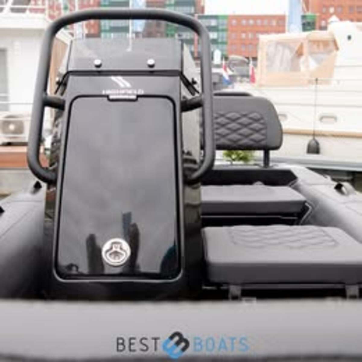 foto: 7 Highfield Sport 330