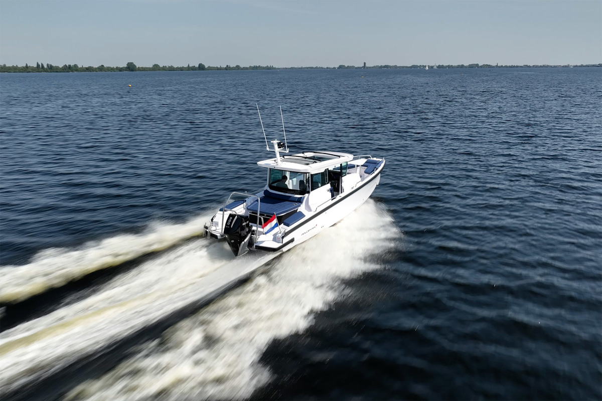 foto: 34 Axopar 29 XC Cross Cabin