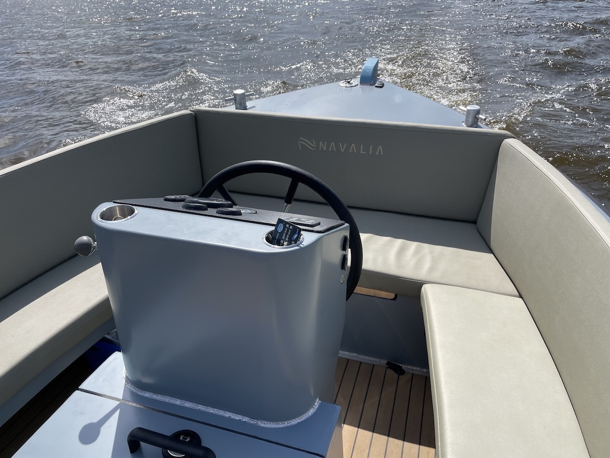 foto: 11 Navalia sloep 700
