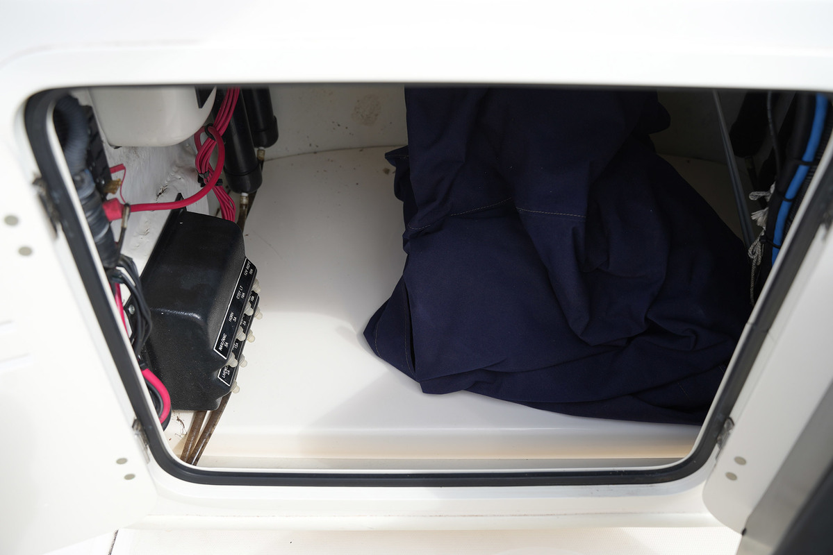 foto: 21 Boston Whaler 180 Dauntless