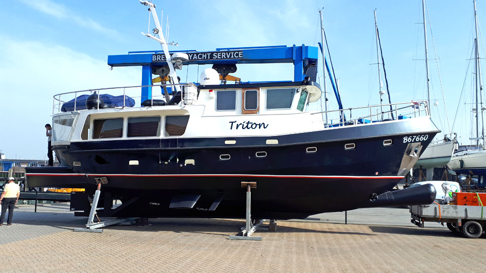 foto: 39 Trawlerjacht 48, zeegaand