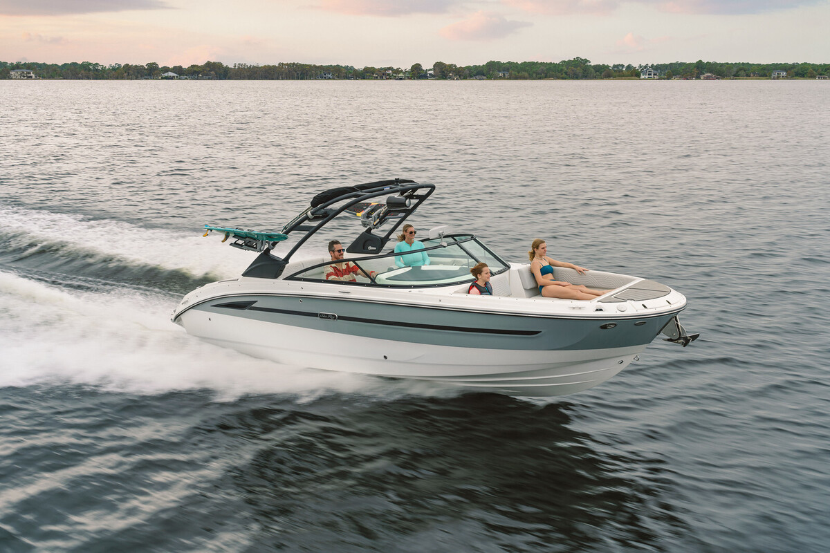 foto: 21 Sea Ray SDX 270 Surf