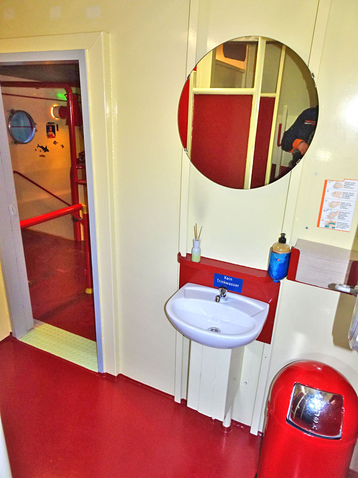 foto: 65 Dagpassagiersschip 200 pers