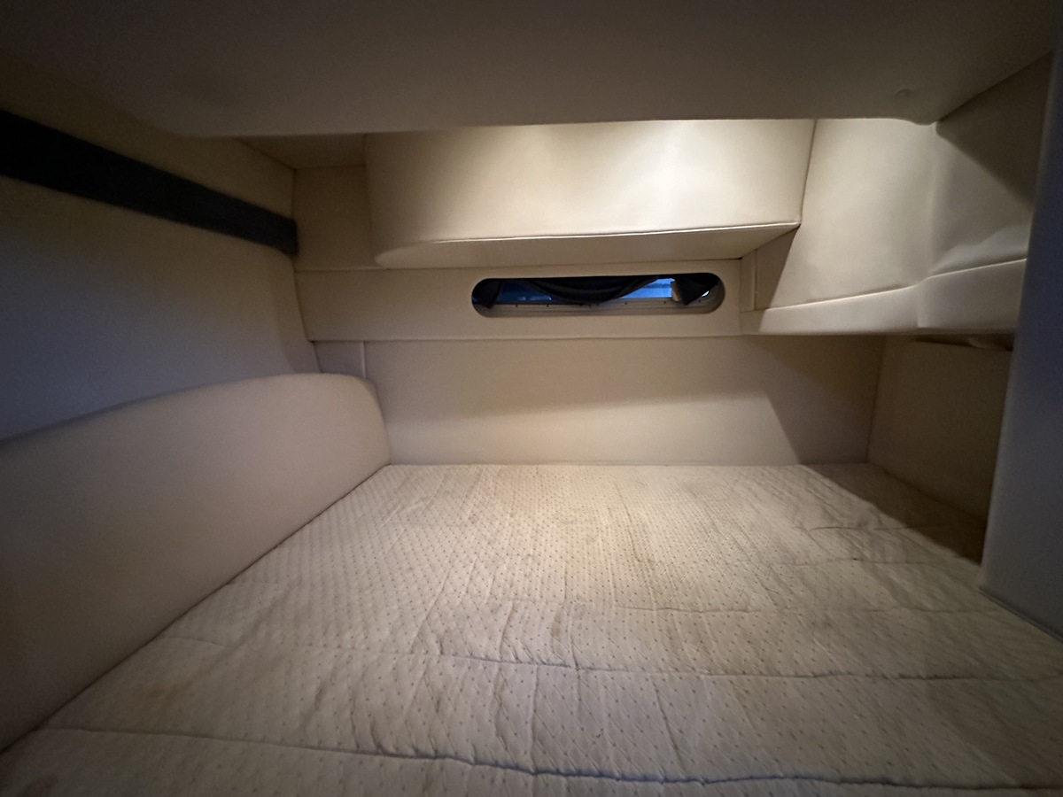foto: 23 Bayliner 305
