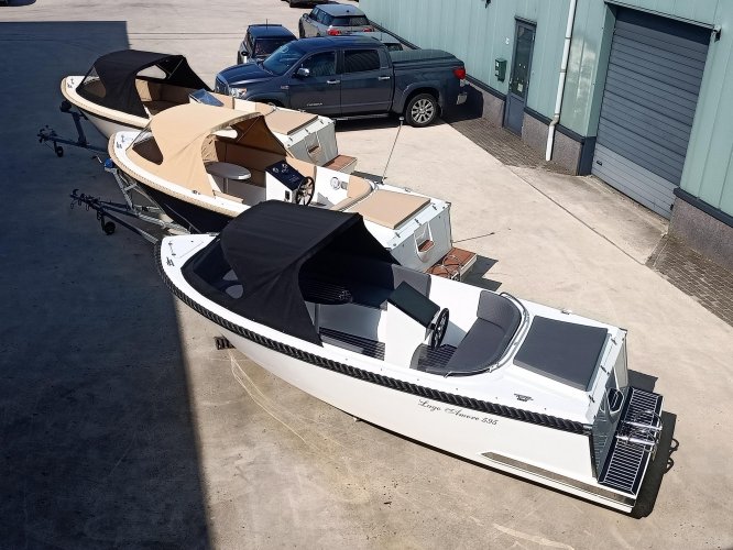 foto: 21 Lago Amore 595 Tender 30pk VAAR KLAAR