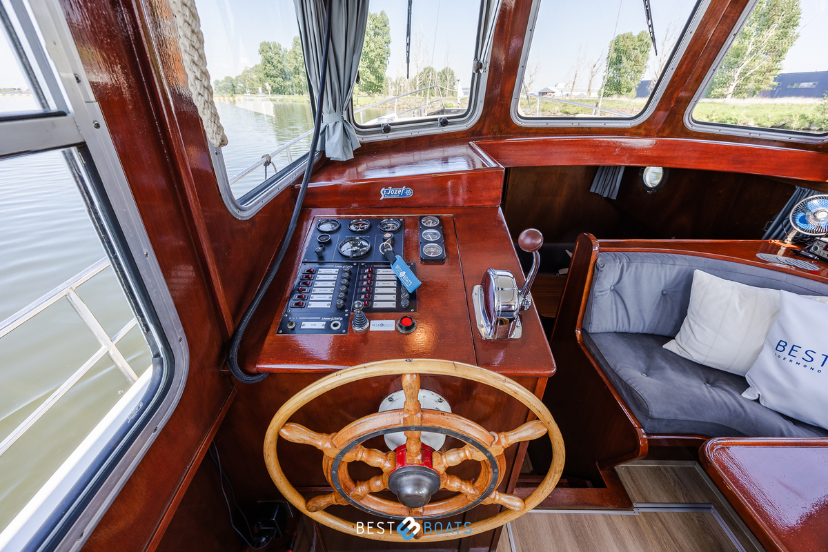 foto: 48 Exellent 1000 Hybride Patrol