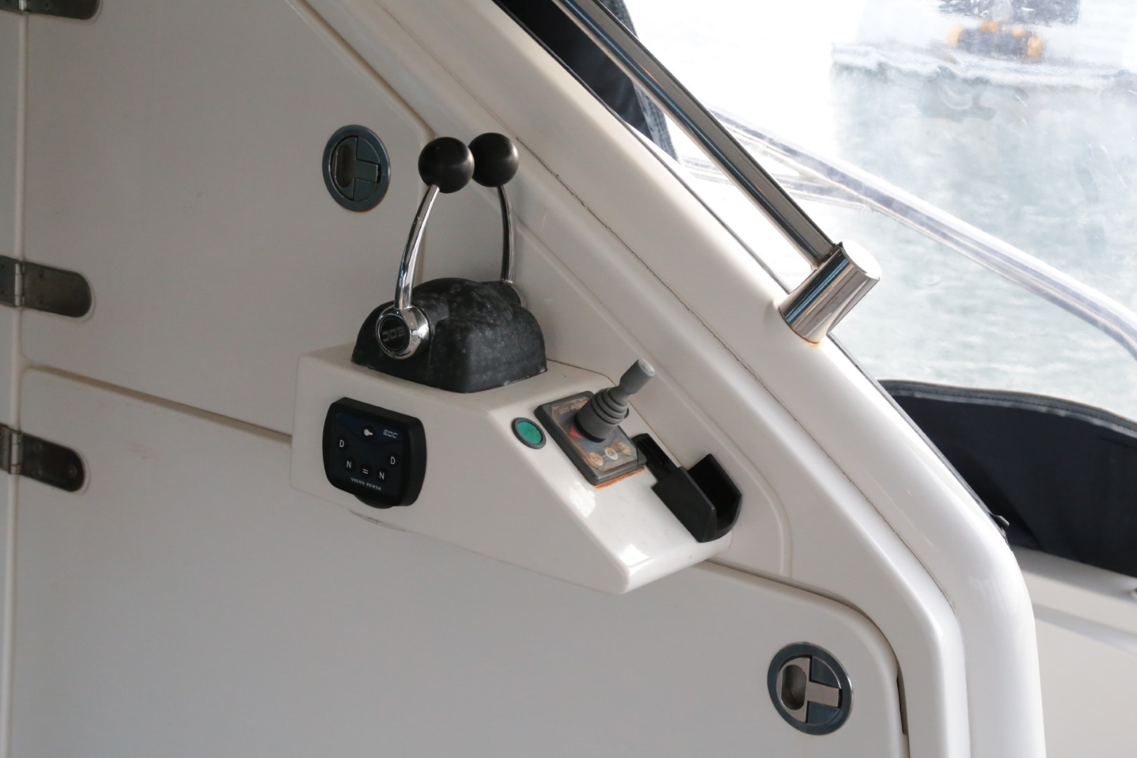 foto: 12 Fairline  Squadron 58