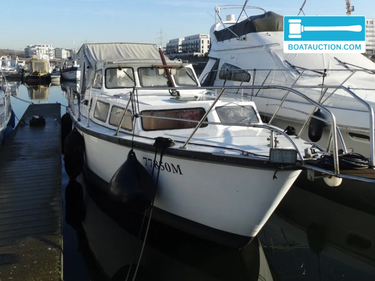 hoofdfoto: 1 Motorboot 900