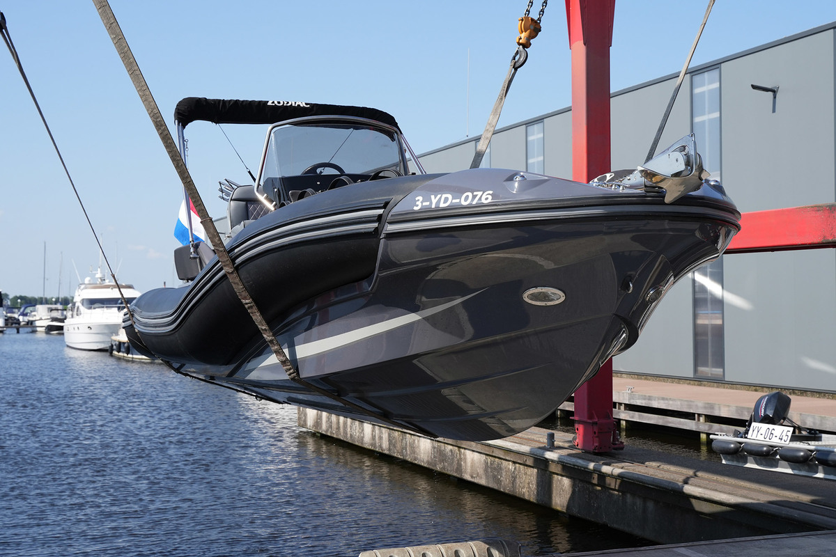 foto: 28 Zodiac N-ZO 680 