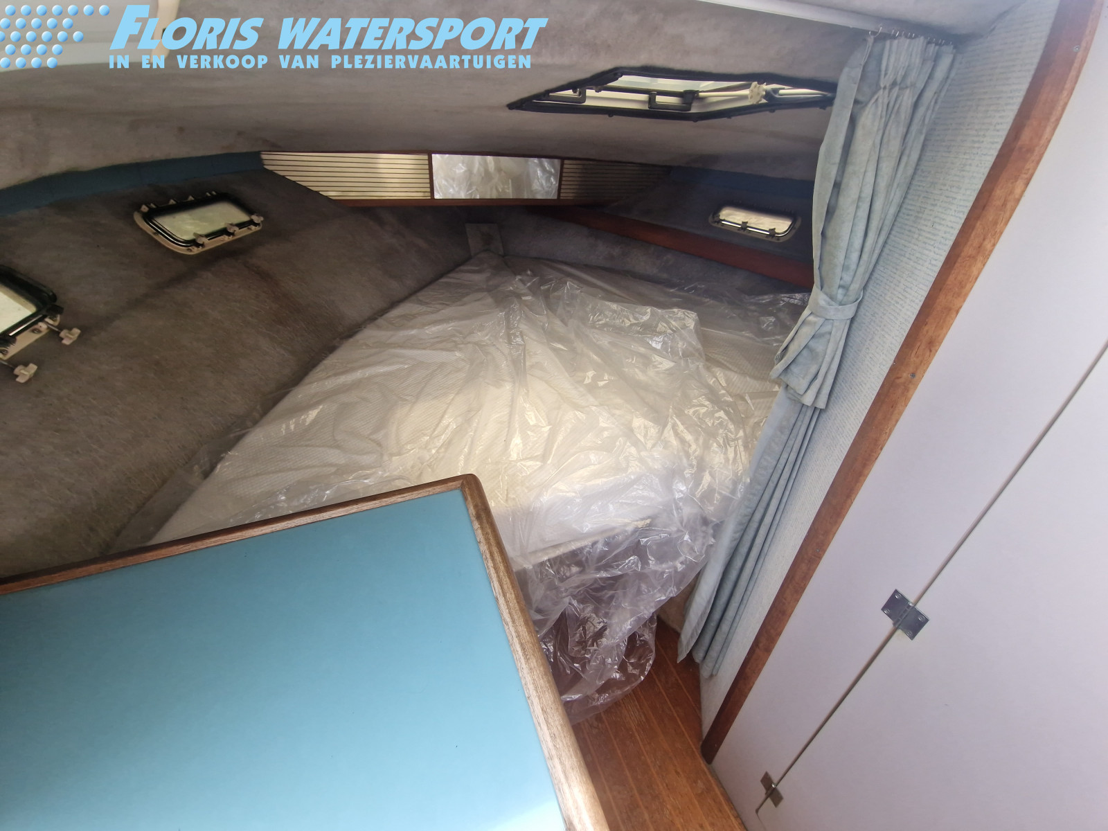 foto: 17 Bayliner  2858