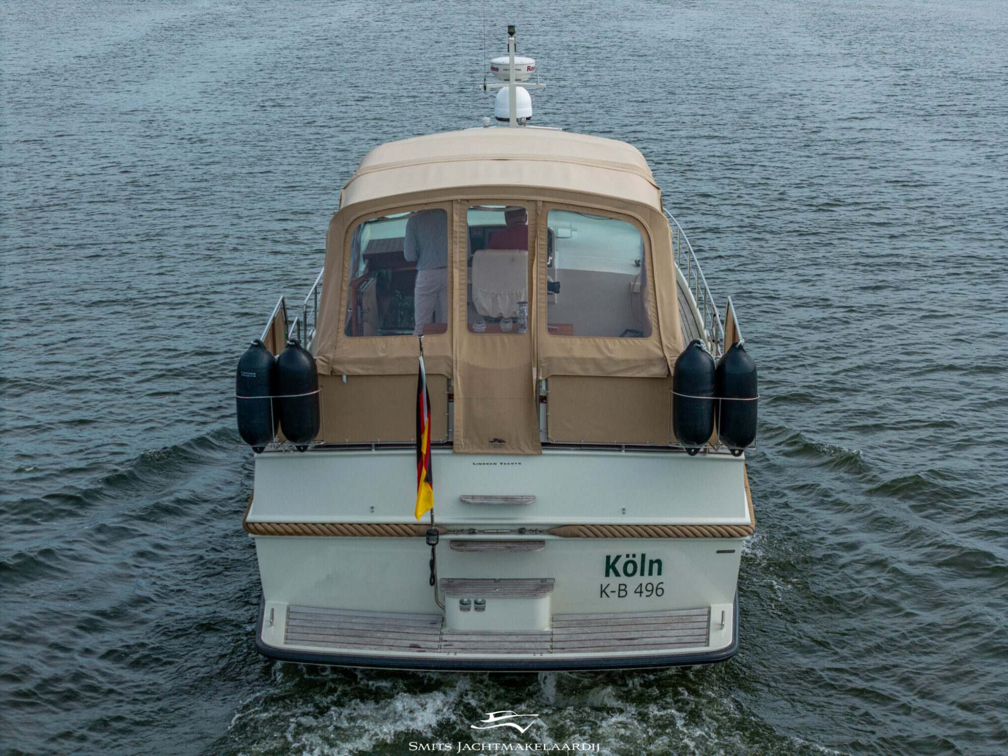 foto: 61 Linssen Linssen Grand Sturdy 43.9 AC