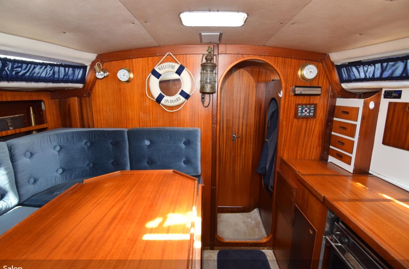 foto: 6 Storebro  33 Royal
