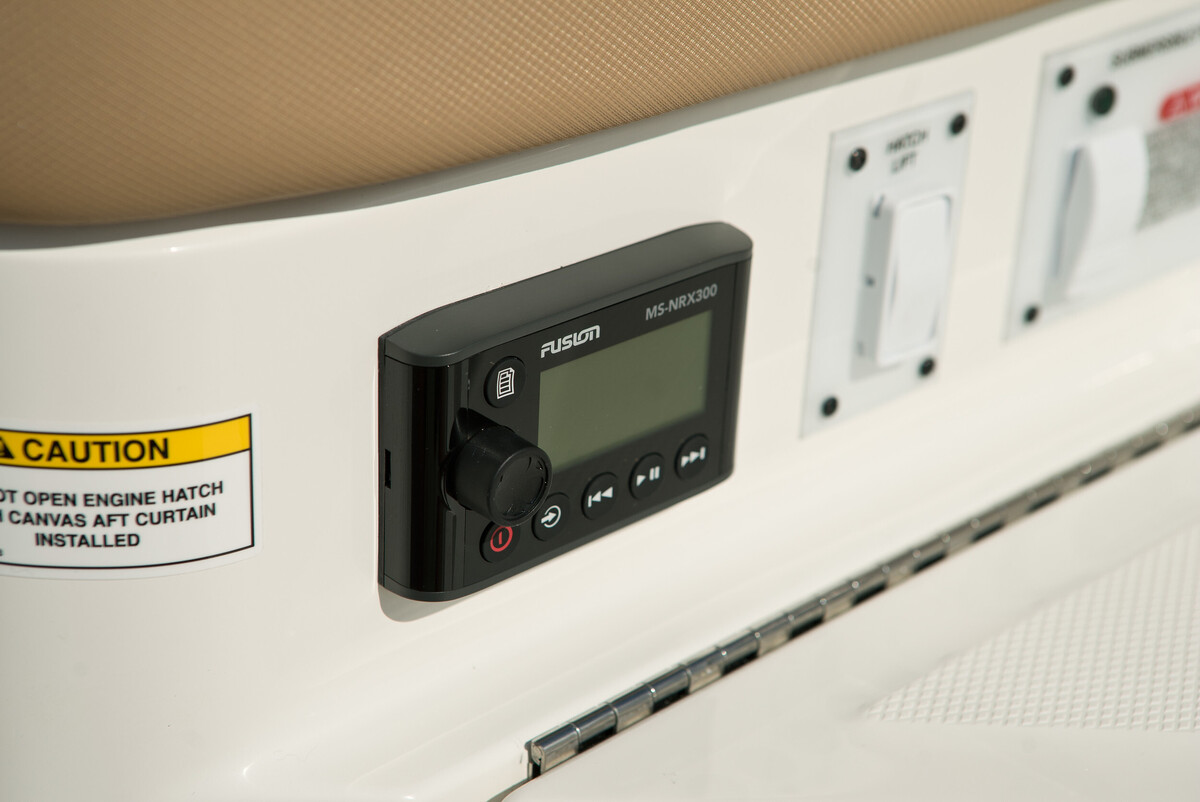 foto: 15 Sea Ray SLX 400