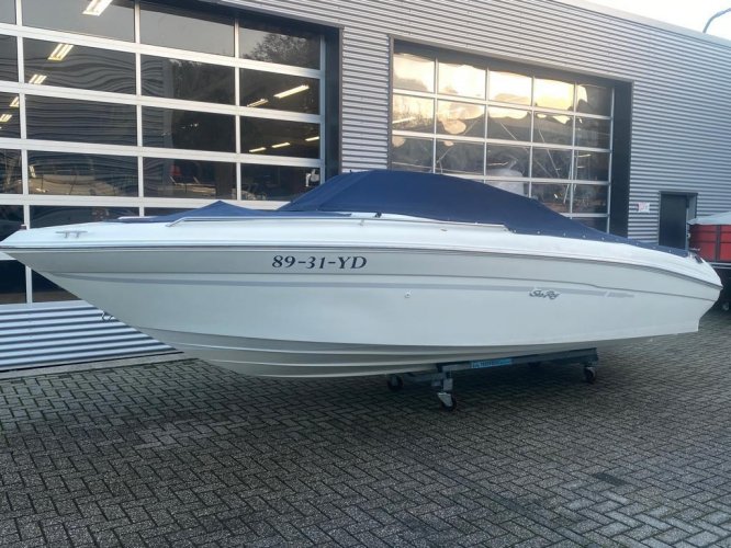 foto: 13 Sea Ray 210 Bowrider