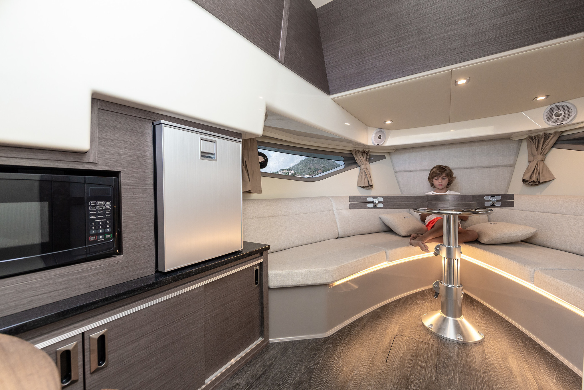 foto: 42 Sea Ray Sundancer 320