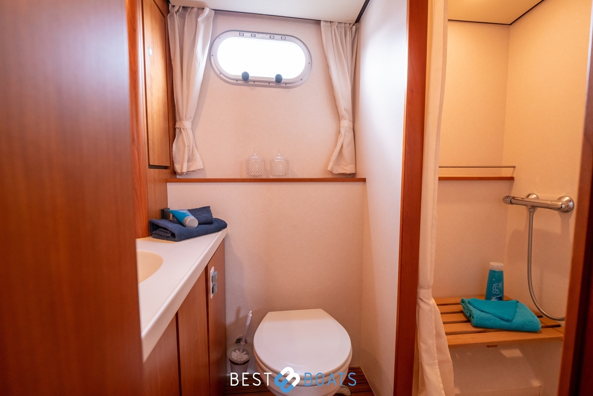 foto: 27 Linssen Grand Sturdy 40.9 AC