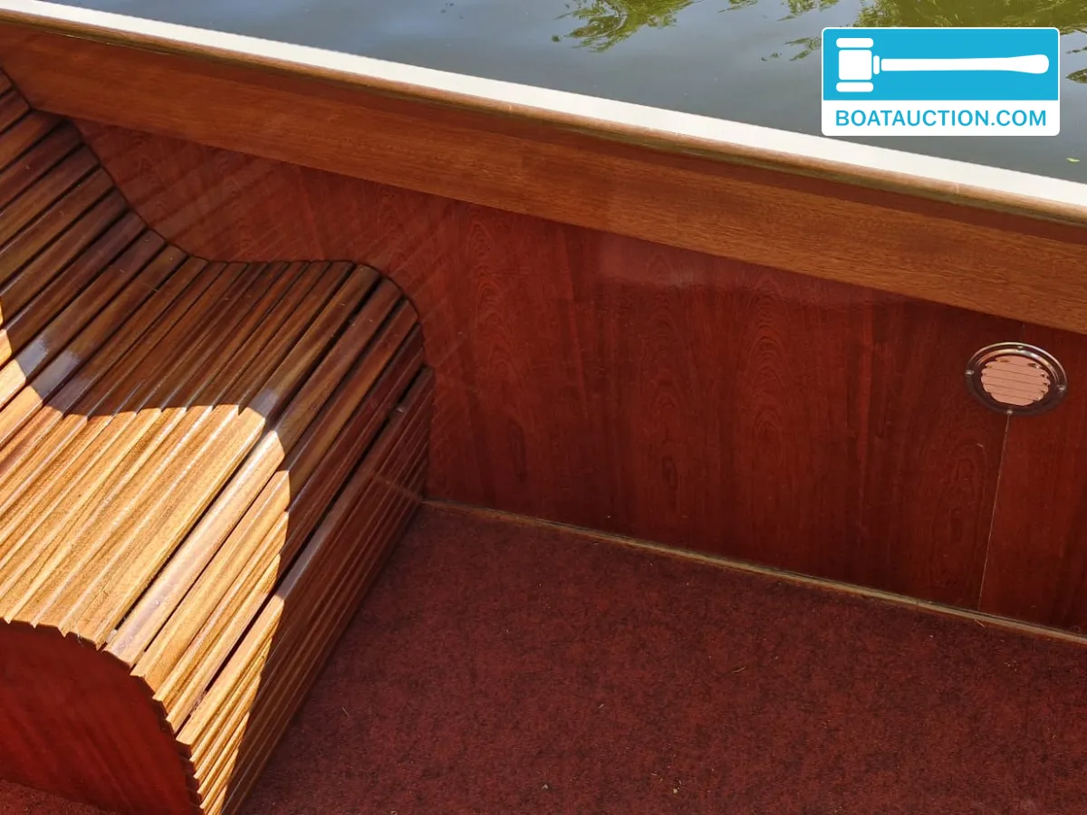 foto: 11 Klassieke Autoboot