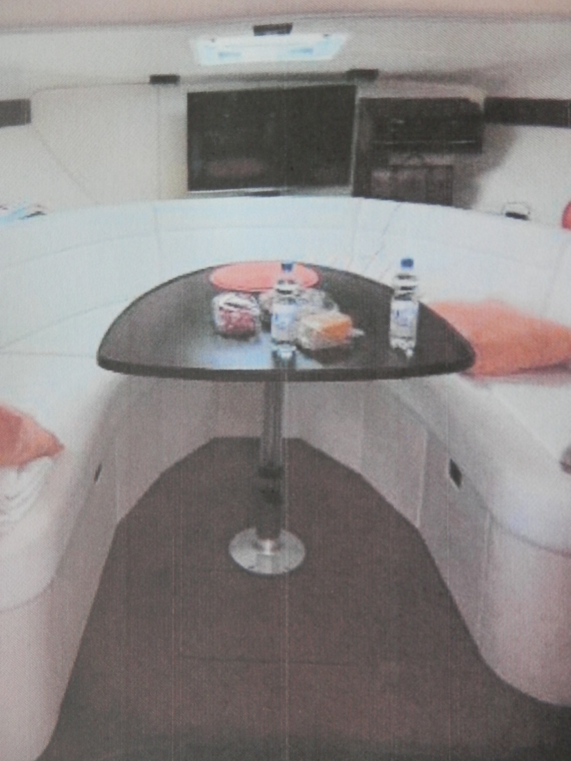 foto: 11 Bayliner 325 SB
