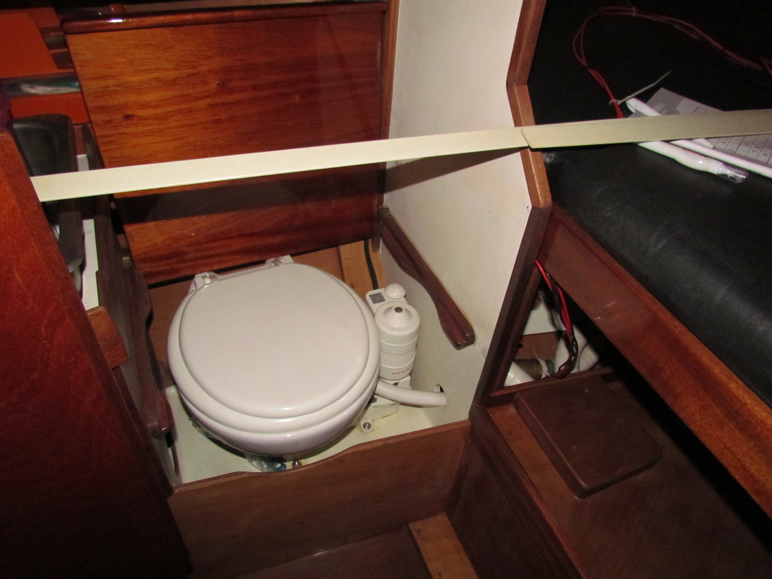 foto: 37 Waarschip 900 +