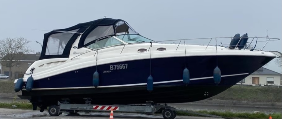 foto: 4 Sea Ray Sundancer 375