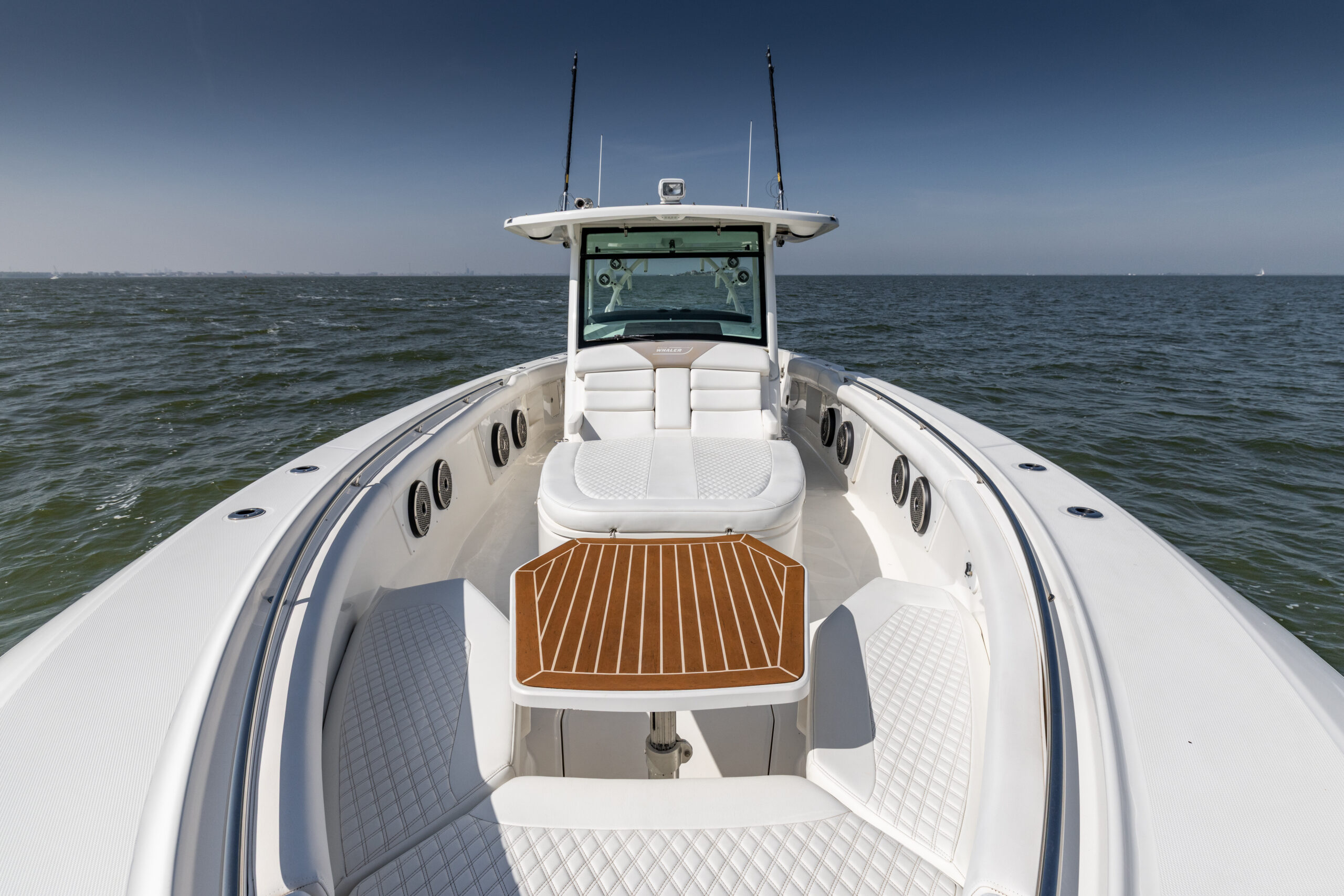 foto: 46 Boston Whaler Whaler 370 Outrage