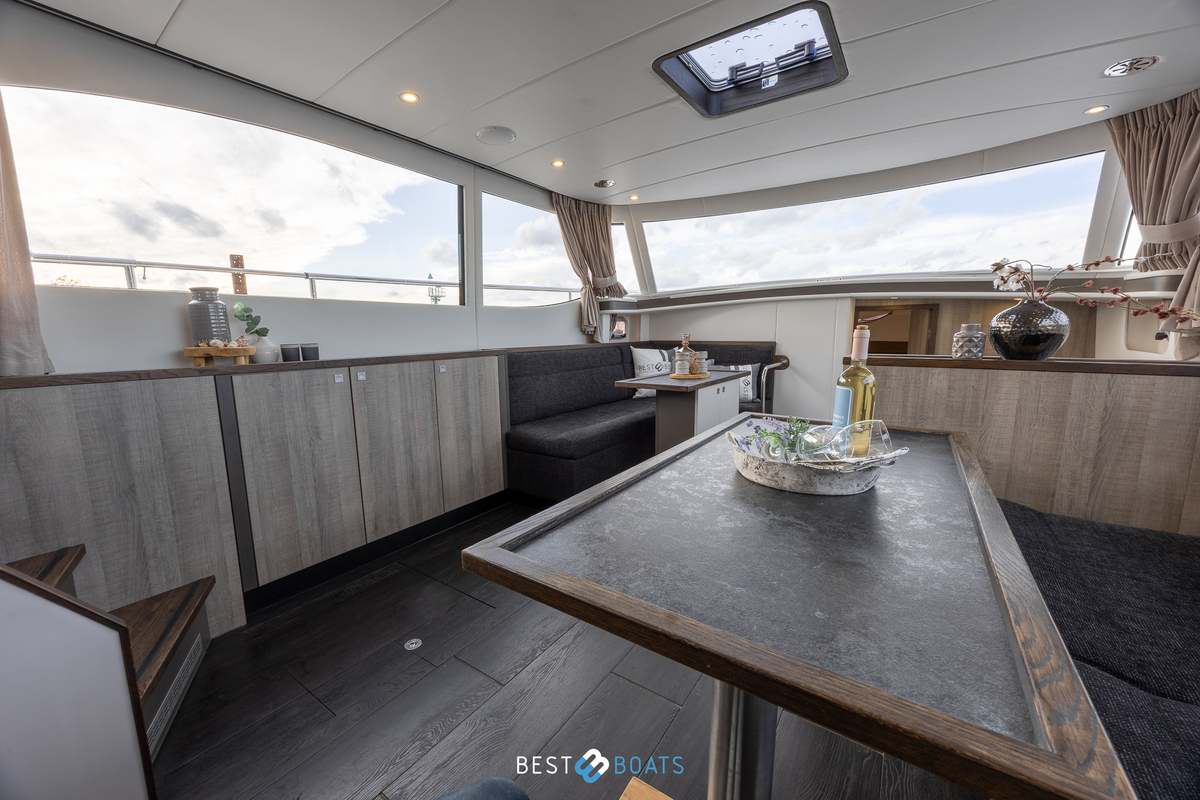 foto: 28 Jetten 44 AC-RS