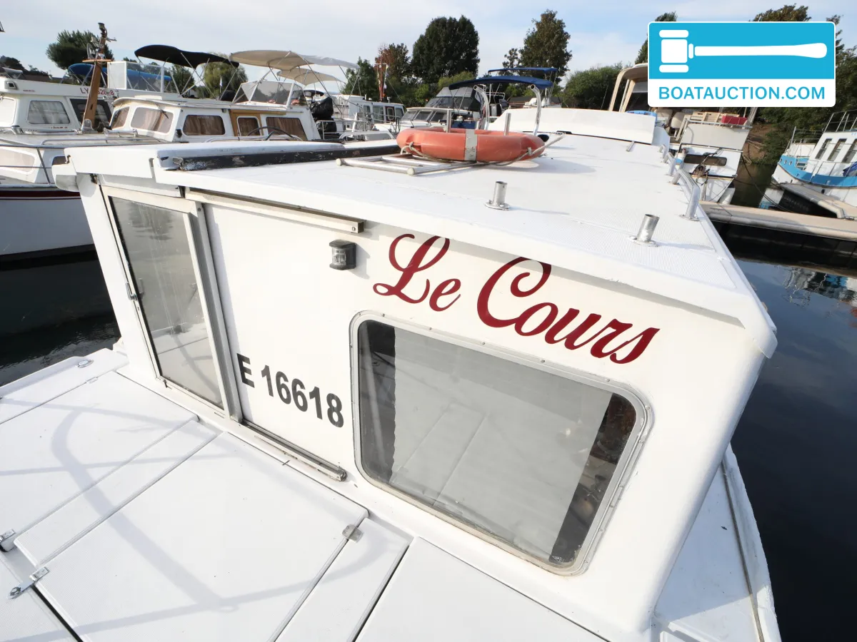 foto: 13 Jeanneau Eau Claire 1130