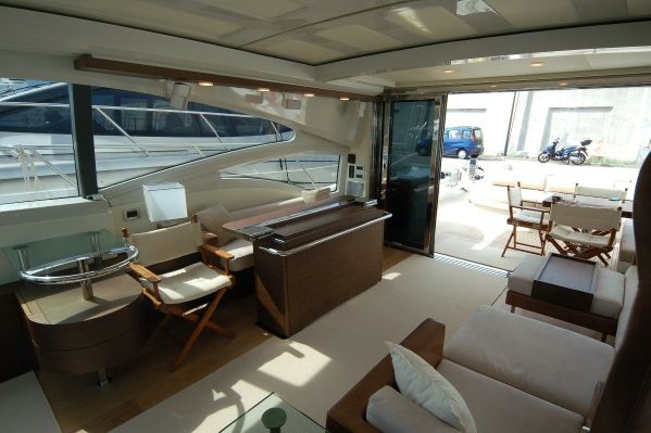 foto: 32 Azimut 68 S