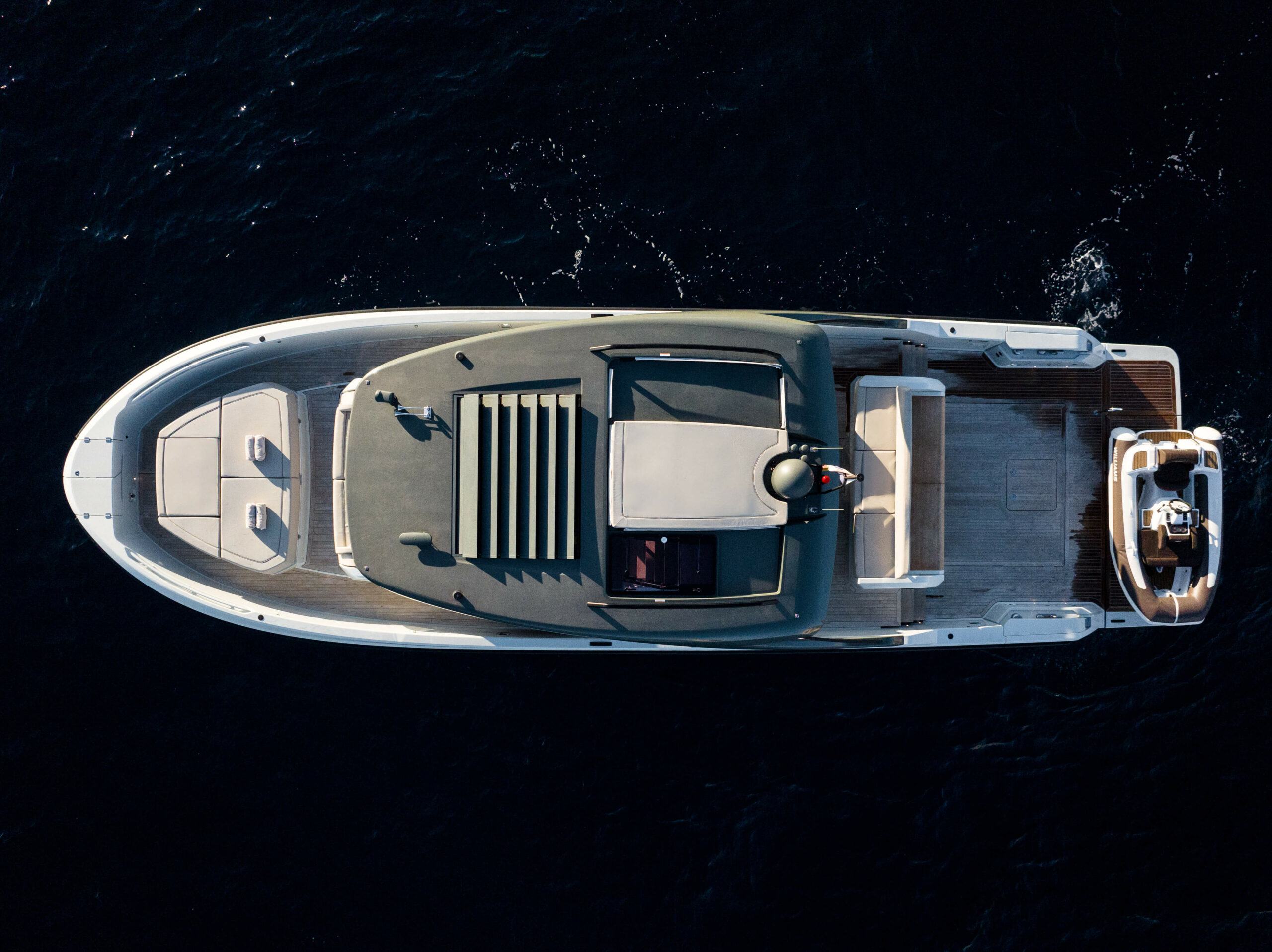 foto: 14 Bluegame BG54