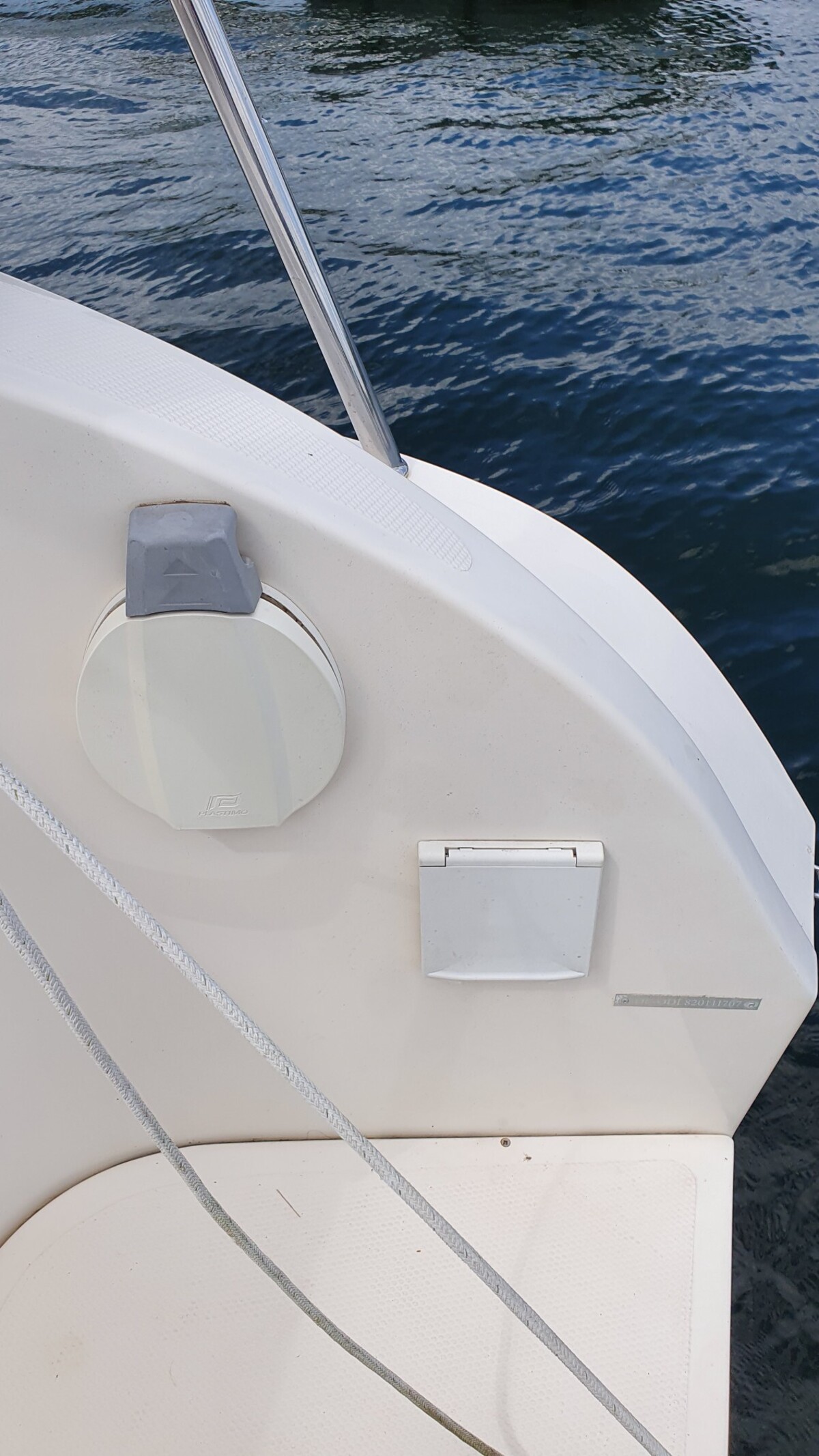 foto: 14 Odin  Nova 820
