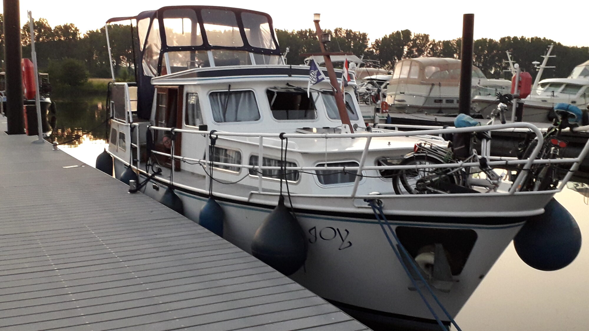 foto: 19 Hollandia Hollandia 10.00 AK Cabrio