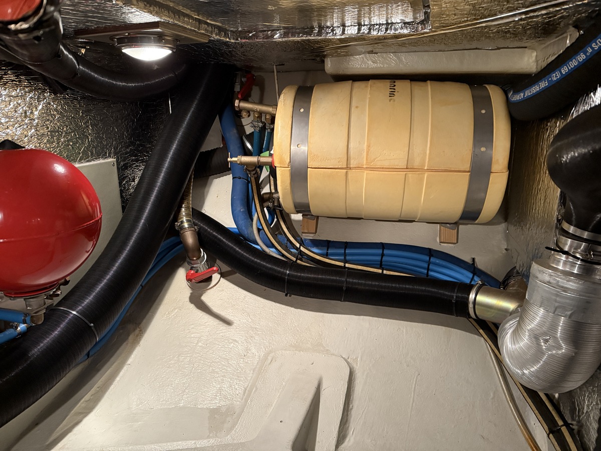 foto: 13 Hallberg Rassy 37