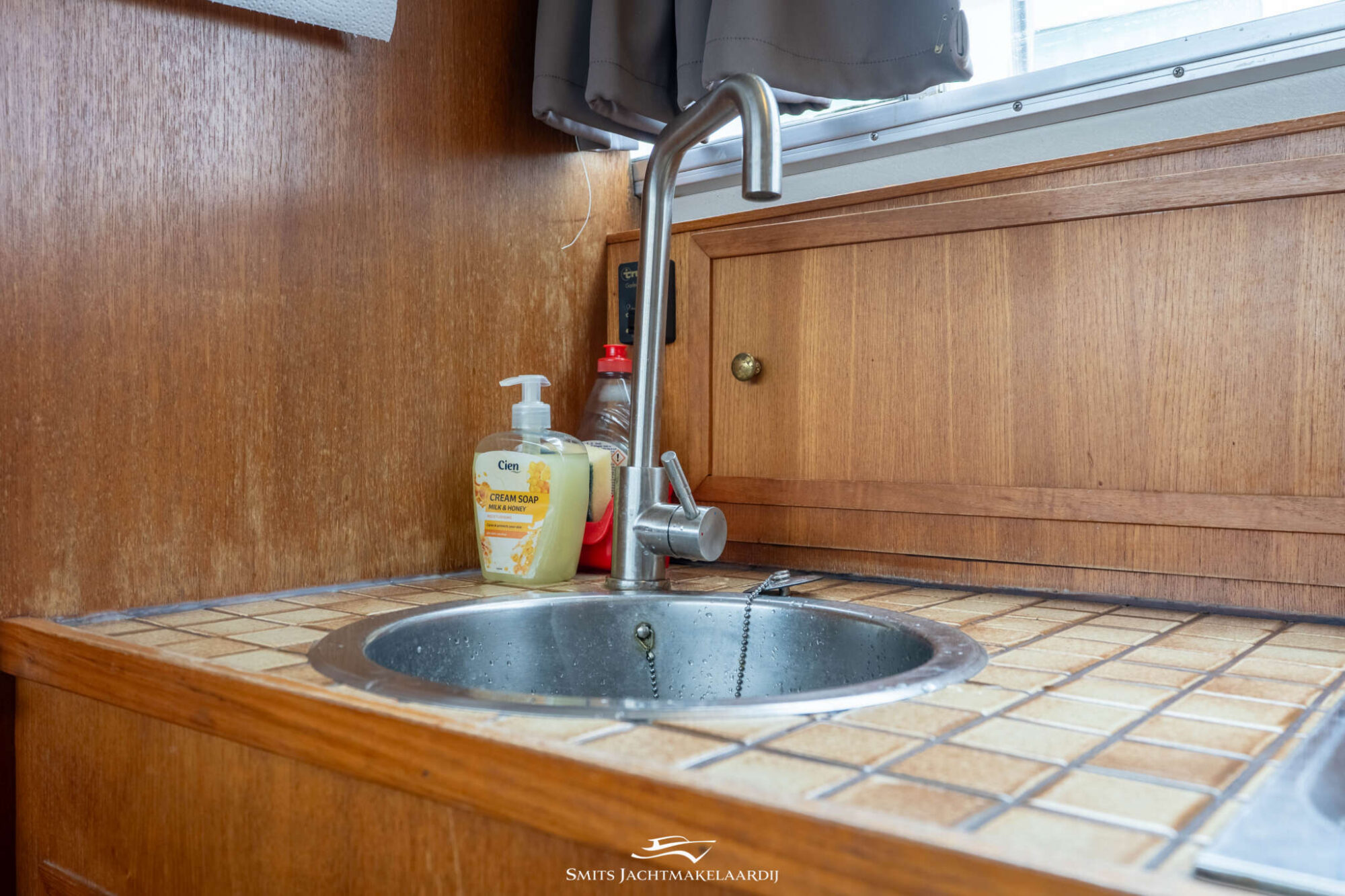foto: 20 Polaris Polaris Manta 8.60 HT