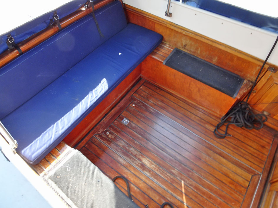 foto: 19 ex Politieboot RP37