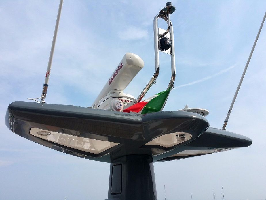 foto: 27 Azimut Magellano 53