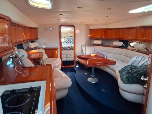 foto: 10 Sunseeker  48 Superhawk