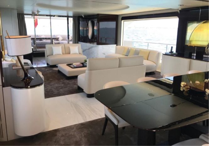 foto: 24 Azimut Grande 35 M 